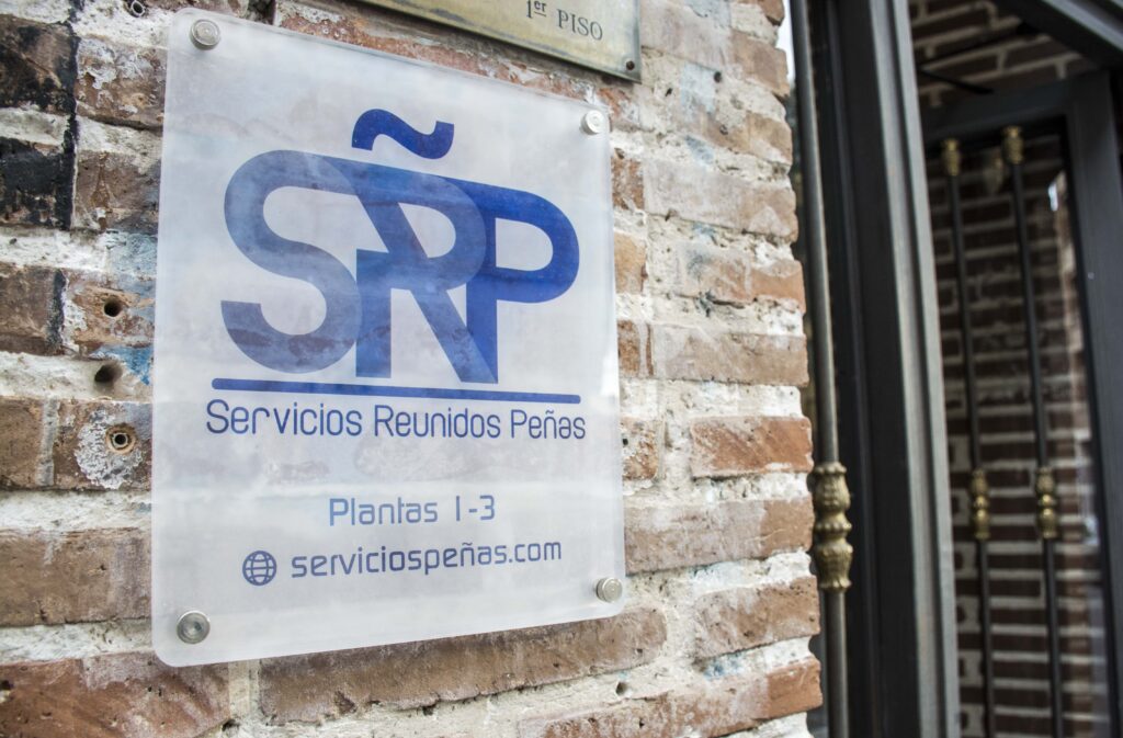 foto_de_equipo_de_servicios_reunidos_penas